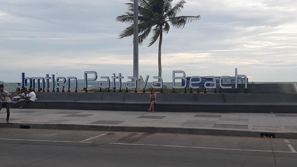 Casanova Inn Pattaya Exteriér fotografie